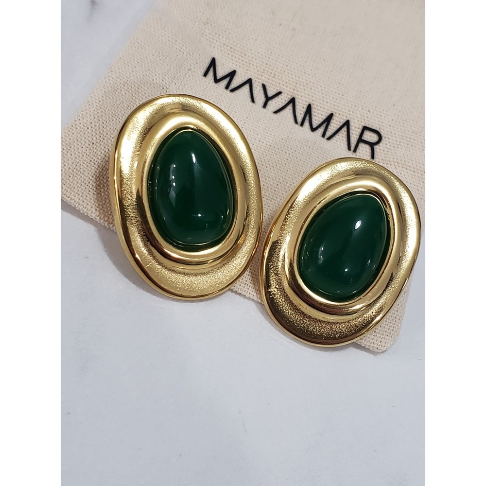 NEVER WORN MAYAMAR EMERALD GREEN cabochon 24kt gold tone chunky earrings stone